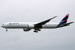 PT-MUD @ EDDF - Landing - by micka2b