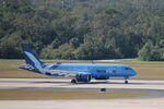 N206BZ @ KTPA - Breeze Flight 131 arrives on Runway 1L at Tampa International Airport following flight from Dane County Regional Airport