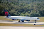 N685DA @ KTPA - Delta Flight 1525 arrives on Runway 1L at Tampa International Airport following flight from Hartsfield-Jackson Atlanta International Airport - by Suncoast Spotter