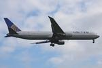 N76054 @ EGLL - Heathrow - by Chris Hall