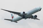 C-FRAM @ EGLL - Heathrow - by Chris Hall
