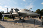 B01 - at Paris Invalides - by B777juju