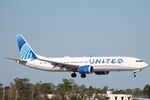 N17550 @ KRSW - United Flight 742 arrives on Runway 6 at Southwest Florida International Airport following flight from Cleveland-Hopkins International Airport - by Suncoast Spotter