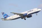 N526JL @ KSRQ - Jet Blue Airbus A320 departs from Runway 14 at Sarasota-Bradenton International Airport - by Suncoast Spotter