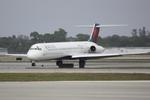 N922DL @ KSRQ - Delta Flight 1628 arrives on Runway 14 at Sarasota-Bradenton International Airport following a flight from Hartsfield-Jackson Atlanta International Airport - by Suncoast Spotter