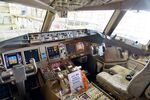 N785UA @ KSFO - Flightdeck SFO 2025 - by Clayton Eddy