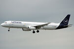 D-AIRX @ EDDF - Landing with new livery - by micka2b