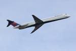N956DL @ KSRQ - Delta Flight 1678 departs Runway 14 at Sarasota-Bradenton International Airport enroute to Hartsfield-Jackson Atlanta International Airport - by Suncoast Spotter