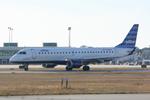 N306JB @ KSRQ - Jet Blue Flight 347 arrives on Runway 14 at Sarasota-Bradenton International Airport following a flight from John F Kennedy International Airport - by Suncoast Spotter