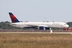 N614DL @ KRSW - Delta Flight 1409 arrives at Southwest Florida International Airport following a flight from Detroit Metro Wayne County International Airport - by Suncoast Spotter