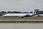 N934AT @ KSRQ - AirTran Flight 1219 departs Runway 32 at Sarasota-Bradenton International Airport enroute to Chicago-Midway International Airport - by Suncoast Spotter