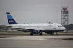 N517JB @ KSRQ - Jet Blue Flight 346 prepares for flight at Sarasota-Bradenton International Airport - by Suncoast Spotter