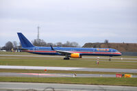TF-ISX @ EKCH - TF-ISX taxi for take off rw 04R - by Erik Oxtorp