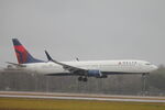 N946DZ @ KRSW - Delta Flight 1196 arrives on Runway 6 at Southwest Florida International Airport following flight from Hartsfield-Jackson Atlanta International Airport - by Suncoast Spotter