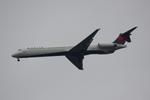 N970DL @ KSRQ - Delta Flight 2298 on approach to Runway 32 at Sarasota-Bradenton International Airport following a flight from Hartsfield-Jackson Atlanta International Airport - by Suncoast Spotter