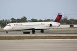 N920DL @ KSRQ - Delta Flight 1678 arrives on Runway 14 at Sarasota-Bradenton International Airport following a flight from Hartsfield-Jackson Atlanta International Airport - by Suncoast Spotter