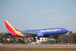 N8523W @ KRSW - Southwest Flight 1874 arrives on Runway 6 at Southwest Florida International Airport following flight from Baltimore-Washington International Airport - by Suncoast Spotter