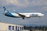 N516AS - N516AS landing on 16R - by Michael2648