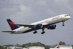 N664DN @ KSRQ - Delta Flight 1953 departs Runway 14 at Sarasota-Bradenton International Airport enroute to Hartsfield-Jackson Atlanta International Airport - by Suncoast Spotter