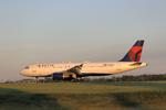 N358NW @ KCLE - Delta #2286 KCLE-KATL - by Alex2095