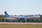 N14529 @ KRSW - United Flight 1740 arrives on Runway 24 at Southwest Florida International Airport following flight from Chicago-O’Hare International Airport - by Suncoast Spotter