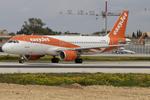 G-EZOX @ LMML - Runway 13F - by Roberto Cassar