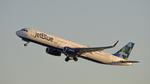 N981JT @ KLAX - Departing LAX on 25R - by ToddRoyer