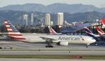 N772AN @ KLAX - Taxiing to gate at LAX - by ToddRoyer