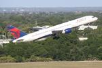 N637DL @ KTPA - Delta Flight 1572 departs Runway 1L at Tampa International Airport enroute to Hartsfield-Jackson Atlanta International Airport - by Suncoast Spotter