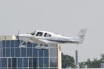 N78EE @ KSRQ - N78EE departs Runway 32 at Sarasota-Bradenton International Airport - by Suncoast Spotter