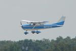 N3707S @ KSRQ - Cessna Skyhawk - N3707S arrives on Runway 32 at Sarasota-Bradenton International Airport - by Suncoast Spotter