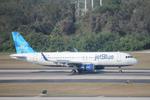N805JB @ KTPA - JetBlue Flight 1689 arrives on Runway 1L at Tampa International Airport following flight from TF Green Airport