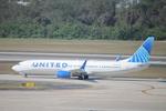 N77430 @ KTPA - United Flight 746 taxis to gate at Tampa International Airport following flight from Newark-Liberty International Airport - by Suncoast Spotter