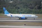 N57286 @ KTPA - United Flight 1186 arrives on Runway 1L at Tampa International Airport following flight from Cleveland-Hopkins International Airport - by Suncoast Spotter