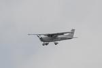 N52606 @ KSRQ - Cessna Skyhawk on approach to Runway 32 at Sarasota-Bradenton International Airport - by Suncoast Spotter