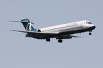N986AT @ KSRQ - AirTran Flight 296 on approach to Runway 32 at Sarasota-Bradenton International Airport following a flight from Hartsfield-Jackson Atlanta International Airport - by Suncoast Spotter