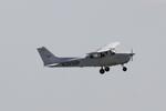 N393SP @ KSRQ - Skyhawk at SRQ - by Suncoast Spotter