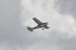 N5563T @ KSRQ - Cessna Skyhawk at SRQ - by Suncoast Spotter