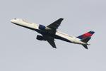 N616DL @ KSRQ - Delta Flight 778 departs Sarasota-Bradenton International Airport enroute to Hartsfield-Jackson Atlanta International Airport - by Suncoast Spotter