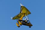 G-LPIN @ X3CX - Landing at Northrepps. - by Graham Reeve