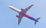 G-WUKW - Over Stevenage, Herts into Luton Airport, Beds.