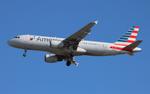 N102UW @ KTPA - AAL A320 zx clt-tpa - by FloridaMetal