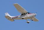 N125MW @ KOSH - C182P zx - by FloridaMetal