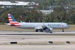 N121AN @ KTPA - AAL A321 zx clt-tpa - by FloridaMetal