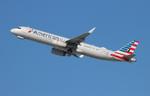 N135NN @ KLAX - AAL A321 zx lax-dfw - by FloridaMetal