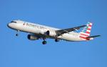 N150UW @ KTPA - AAL A321 zx phl-tpa - by FloridaMetal