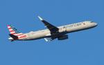 N156AN @ KMCO - AAL A321 zx mco-lax - by FloridaMetal