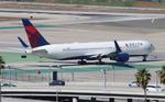 N171DZ @ KLAX - DAL 763 zx lax-jfk - by FloridaMetal