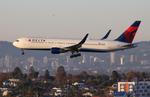 N193DN @ KLAX - DAL 763 zx jfk-lax - by FloridaMetal