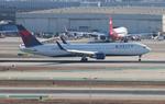 N192DN @ KLAX - DAL 763 zx hnl-lax - by FloridaMetal